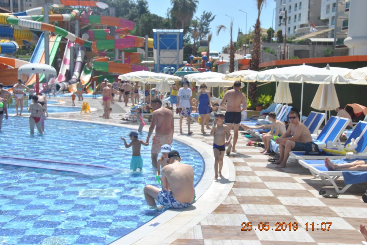 imagini hotel LONICERA RESORT